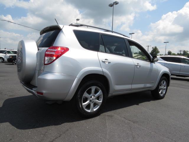 2010 Toyota RAV4 4X4- SR5- Double Cab