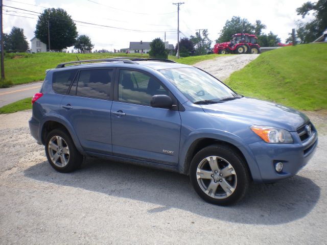 2010 Toyota RAV4 SE V-6