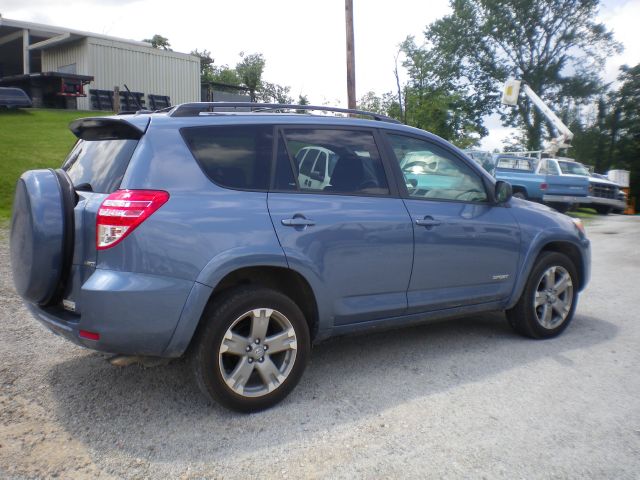 2010 Toyota RAV4 SE V-6