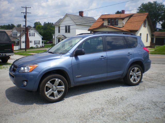 2010 Toyota RAV4 SE V-6