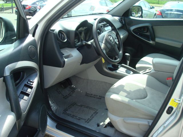 2011 Toyota RAV4 ES LX