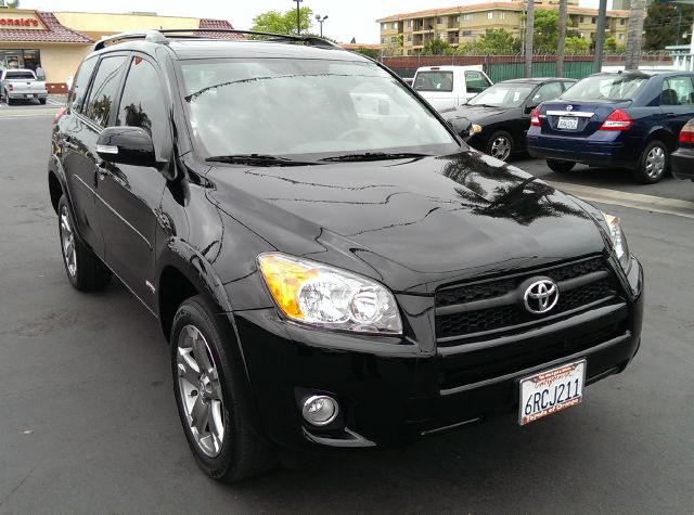 2011 Toyota RAV4 W/t-tops