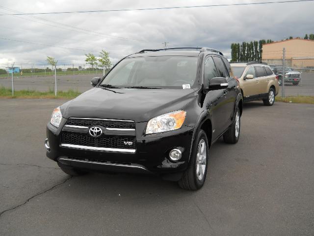 2011 Toyota RAV4 SLT 25