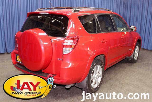 2011 Toyota RAV4 SLT 25