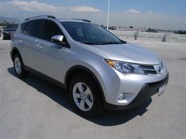 2013 Toyota RAV4 SEL Sport Utility 4D