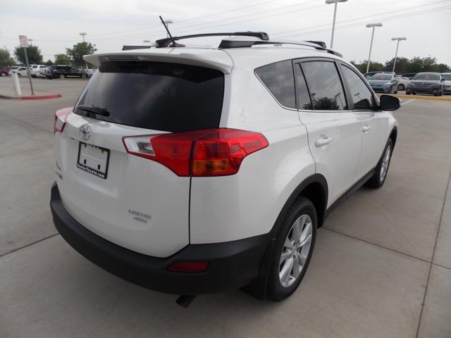 2013 Toyota RAV4 SLT 25