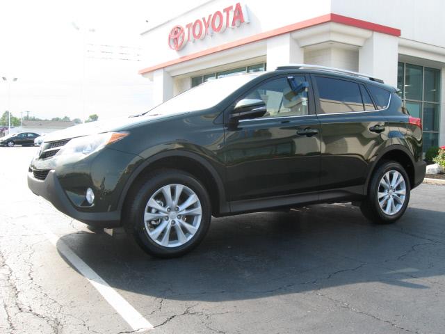 2013 Toyota RAV4 4DR