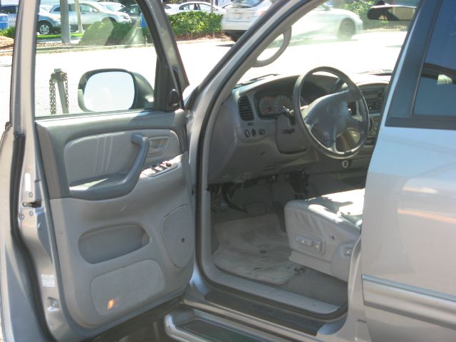 2001 Toyota Sequoia I Limited