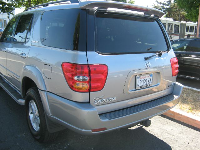 2001 Toyota Sequoia I Limited