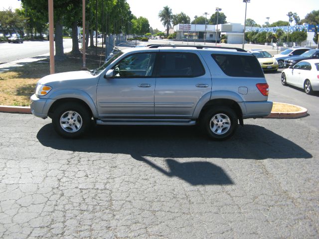 2001 Toyota Sequoia I Limited