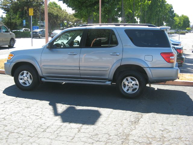 2001 Toyota Sequoia I Limited