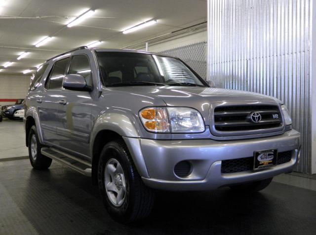 2001 Toyota Sequoia Crew-short-ltz-sunroof-20 INCH Rims-1 Owner