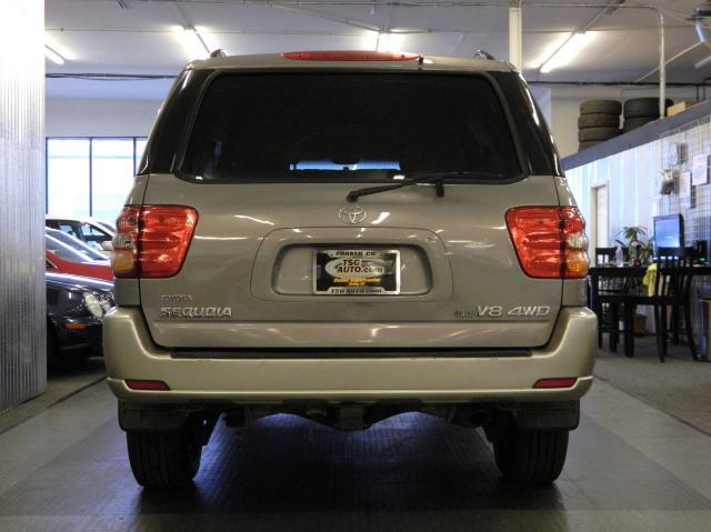 2001 Toyota Sequoia Crew-short-ltz-sunroof-20 INCH Rims-1 Owner