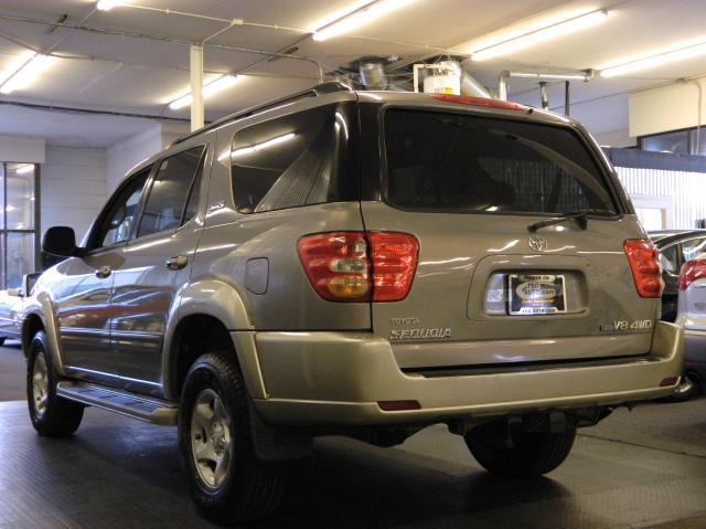 2001 Toyota Sequoia Crew-short-ltz-sunroof-20 INCH Rims-1 Owner