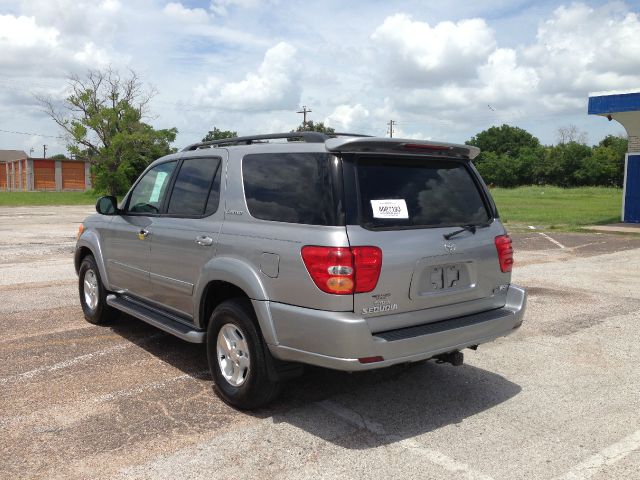 2001 Toyota Sequoia I Limited