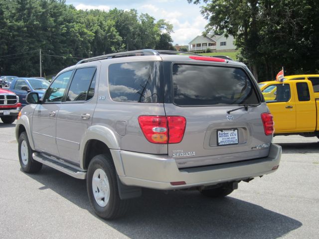 2001 Toyota Sequoia I Limited