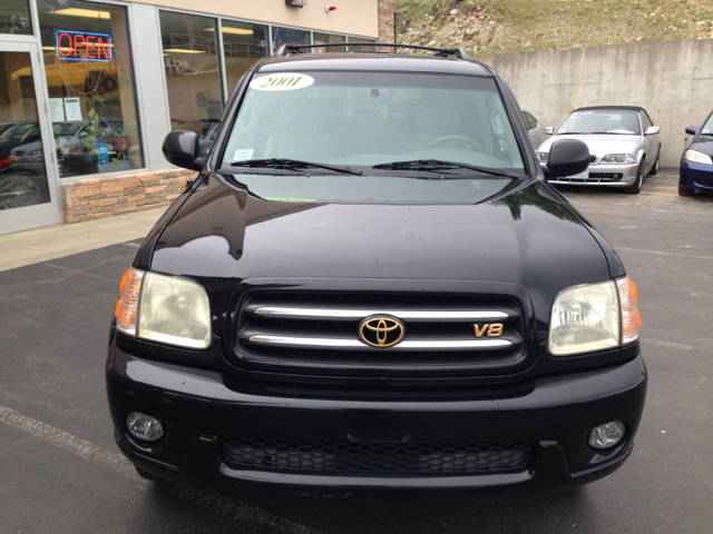 2001 Toyota Sequoia Super