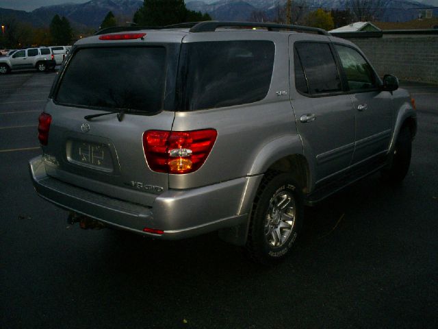 2001 Toyota Sequoia I Limited