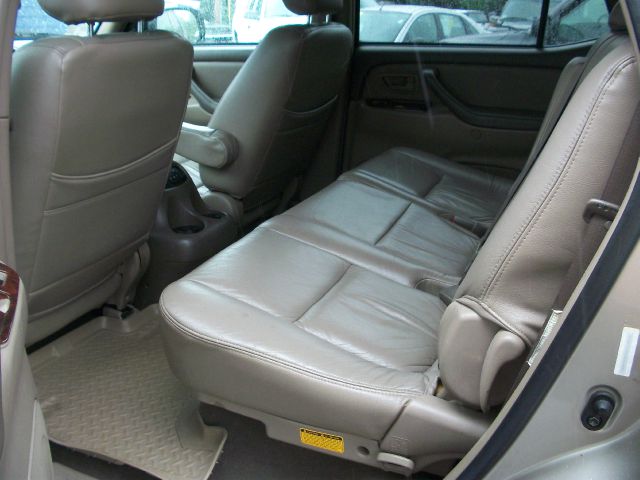 2001 Toyota Sequoia I Limited