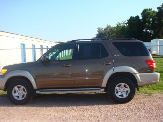 2001 Toyota Sequoia I Limited