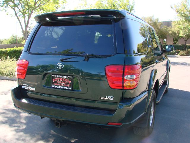 2002 Toyota Sequoia I Limited