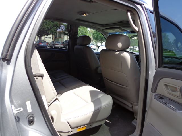 2002 Toyota Sequoia I Limited