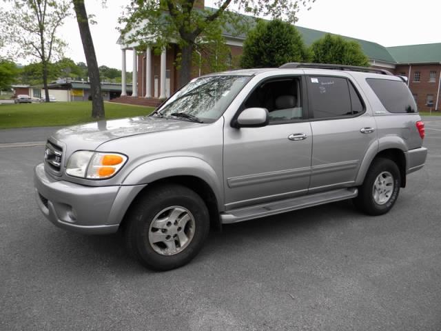 2002 Toyota Sequoia SLT 25