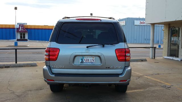 2002 Toyota Sequoia Super