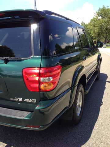 2002 Toyota Sequoia Super