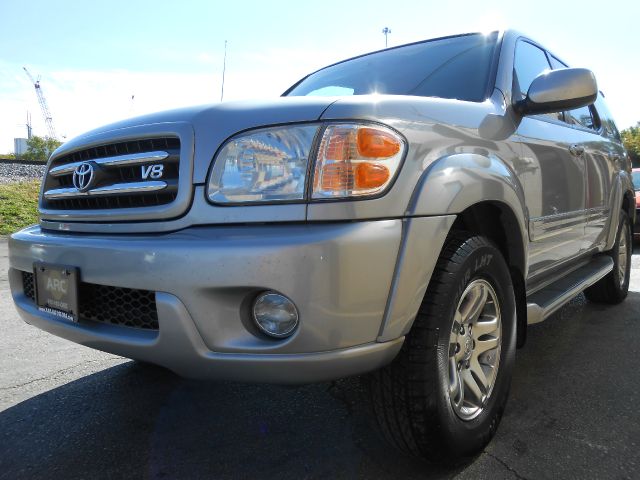 2003 Toyota Sequoia Super