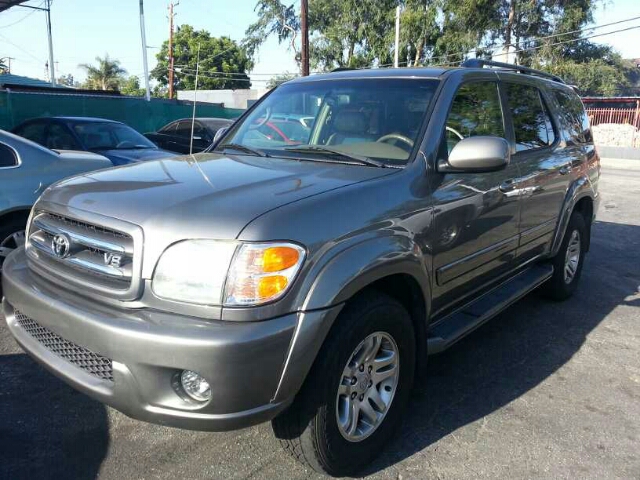 2003 Toyota Sequoia SLT 25