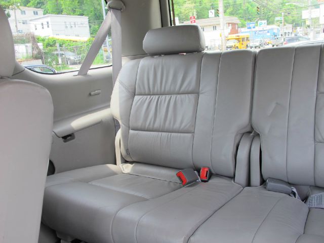 2003 Toyota Sequoia Super