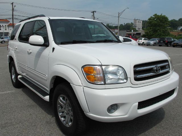 2003 Toyota Sequoia Super