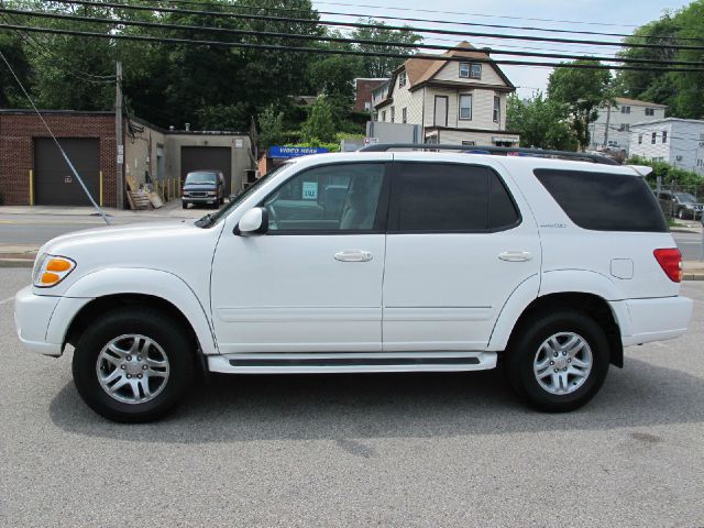 2003 Toyota Sequoia Super