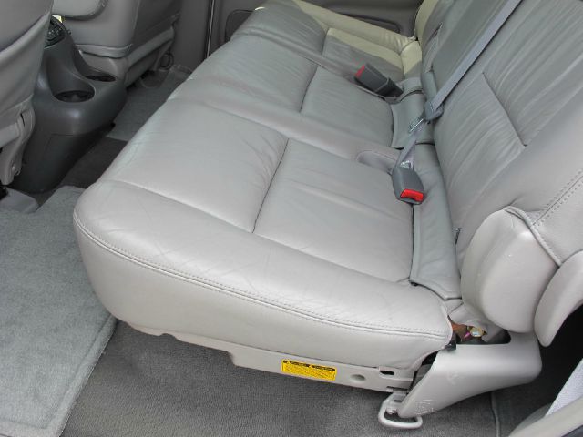 2003 Toyota Sequoia Super