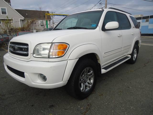 2003 Toyota Sequoia SLT 25