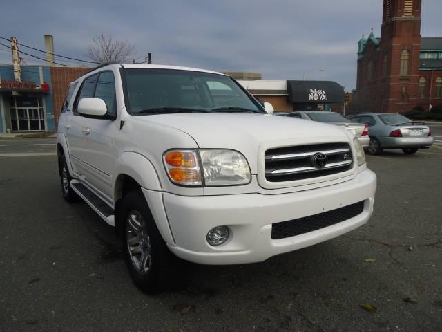 2003 Toyota Sequoia SLT 25