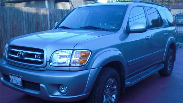 2003 Toyota Sequoia Unknown