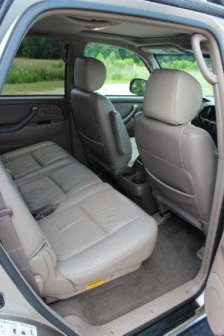 2004 Toyota Sequoia I Limited