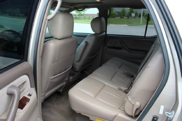 2004 Toyota Sequoia I Limited