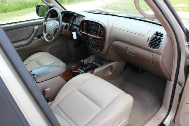 2004 Toyota Sequoia I Limited