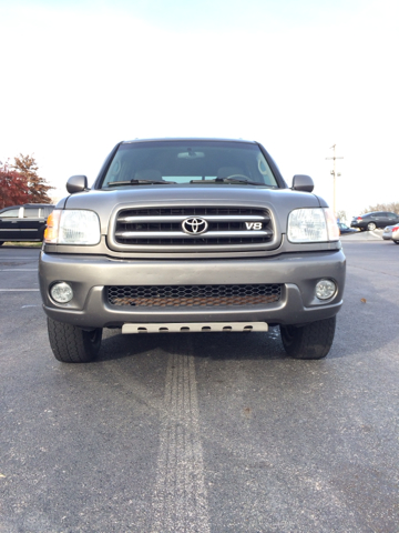 2004 Toyota Sequoia Super