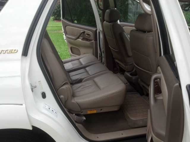 2004 Toyota Sequoia I Limited