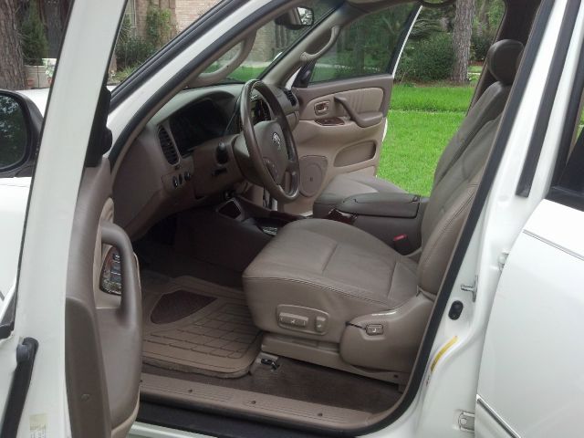 2004 Toyota Sequoia I Limited