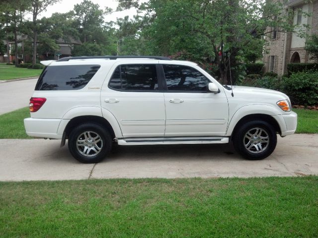 2004 Toyota Sequoia I Limited