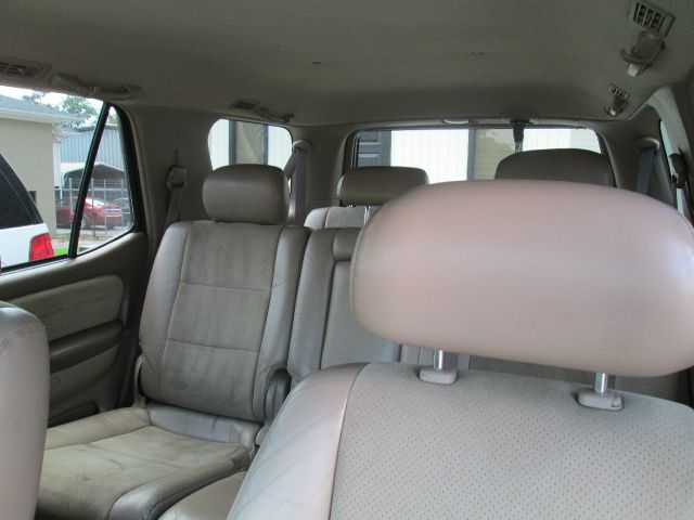 2004 Toyota Sequoia Unknown