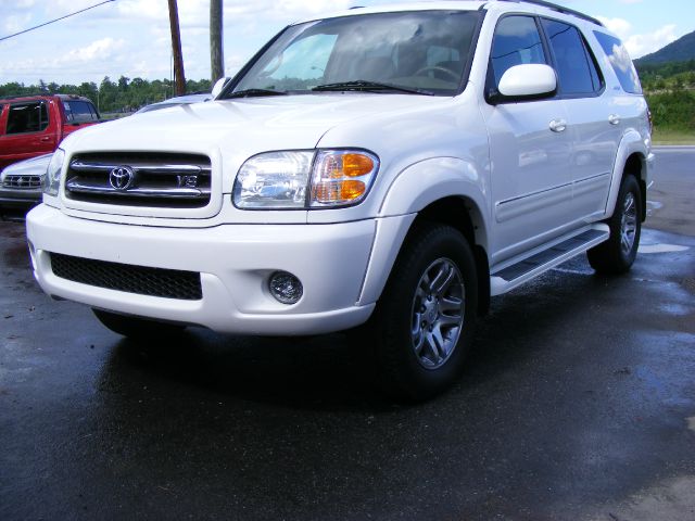 2004 Toyota Sequoia Super