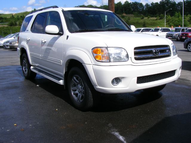 2004 Toyota Sequoia Super