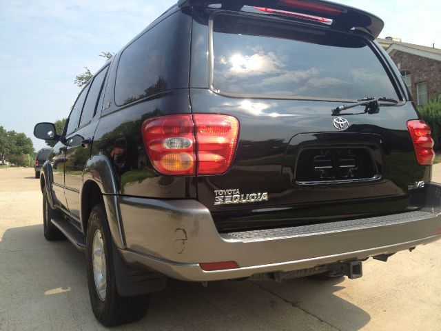 2004 Toyota Sequoia GT Limited