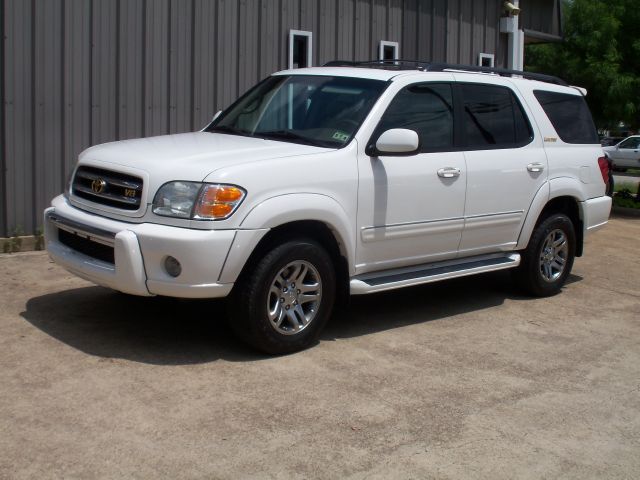 2004 Toyota Sequoia Super